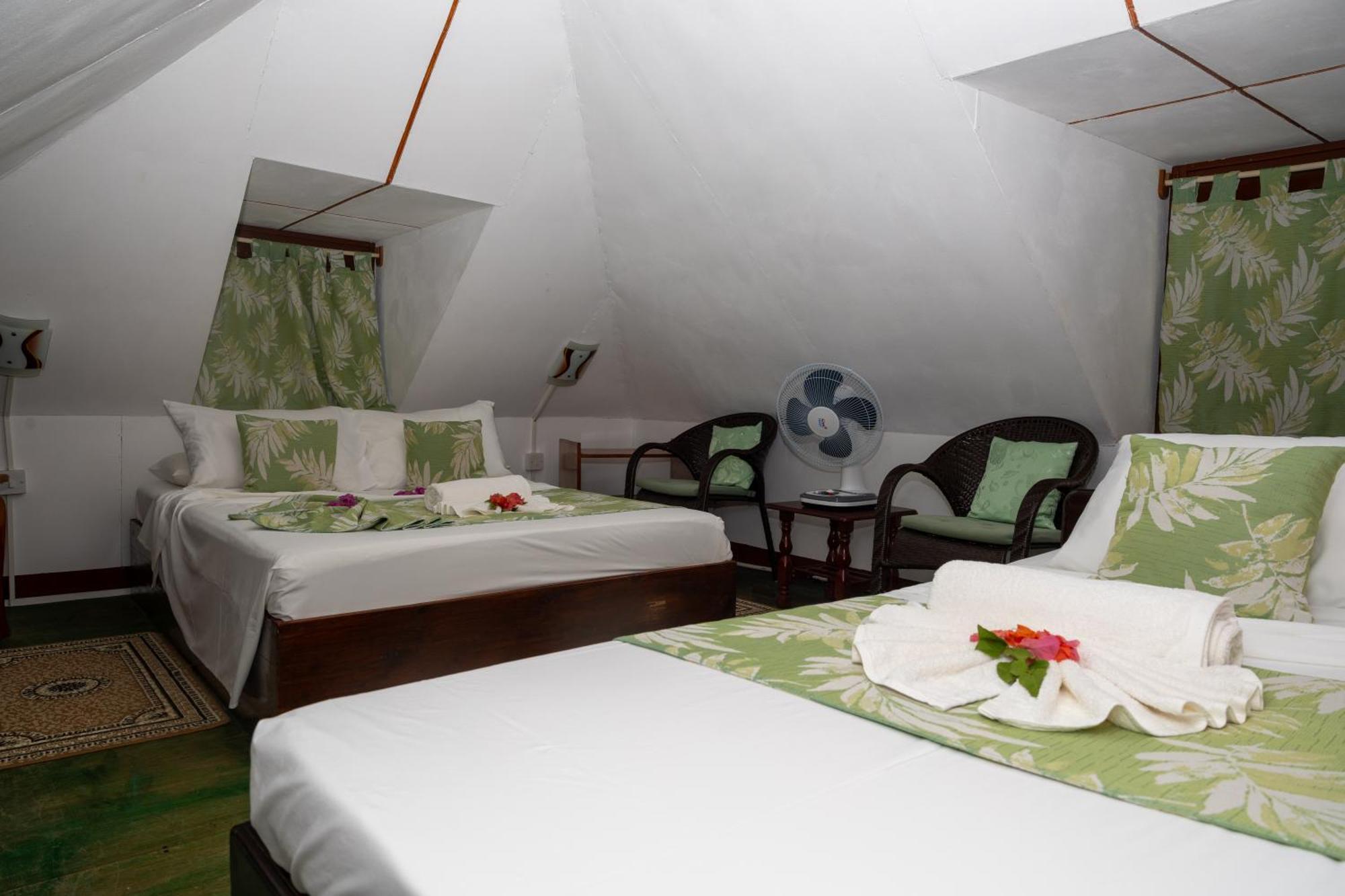 Pension Hibiscus La Digue Exterior photo