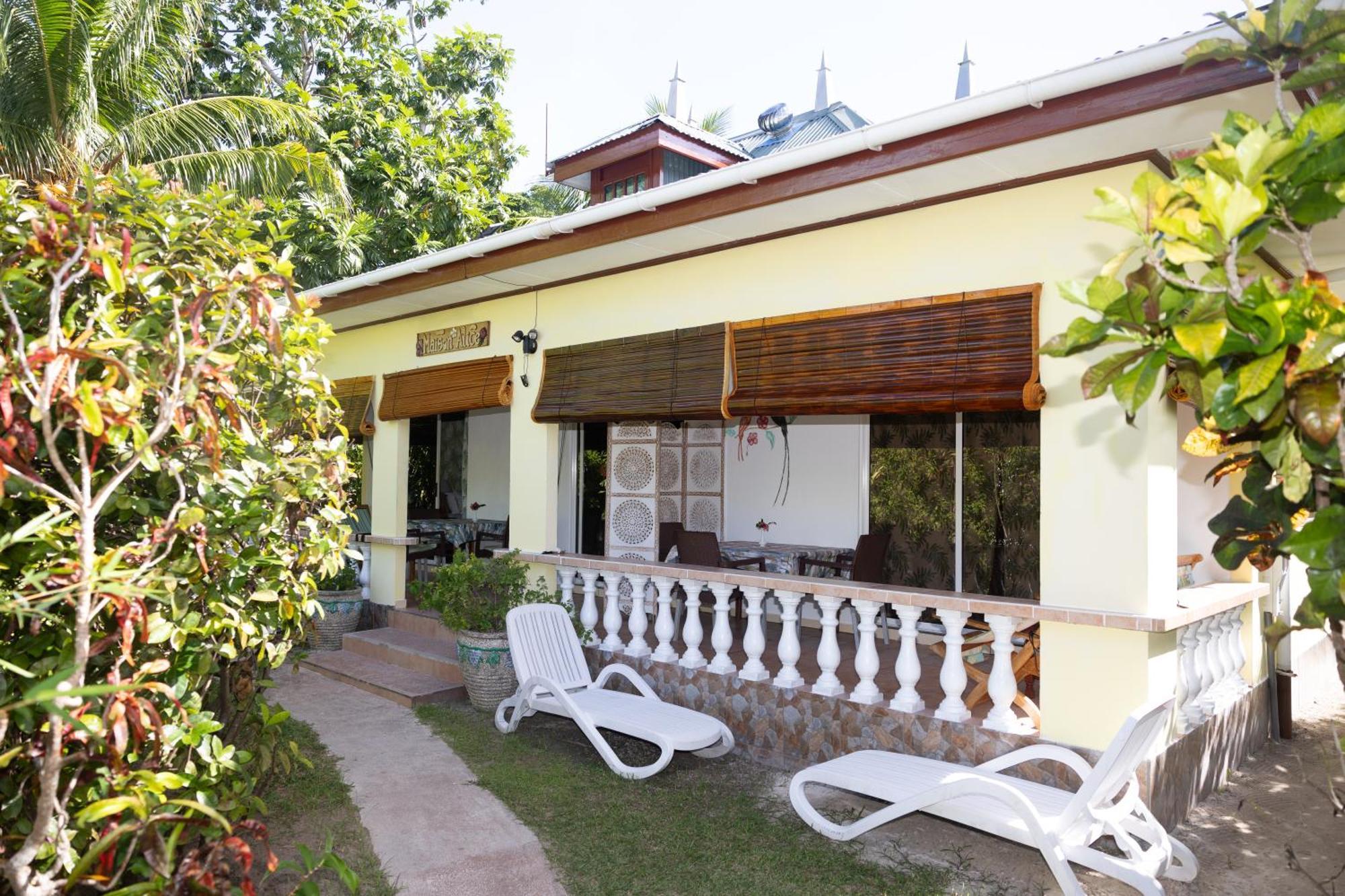 Pension Hibiscus La Digue Exterior photo
