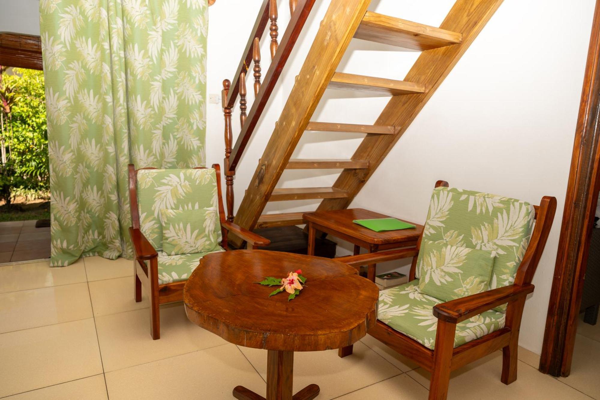 Pension Hibiscus La Digue Exterior photo