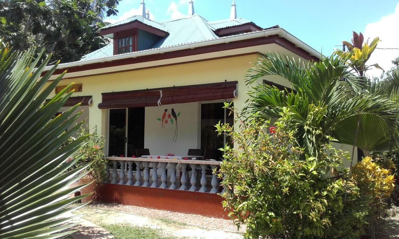 Pension Hibiscus La Digue Exterior photo